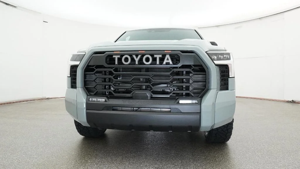 New 2026 Lunar Rock Toyota SR5 image 22