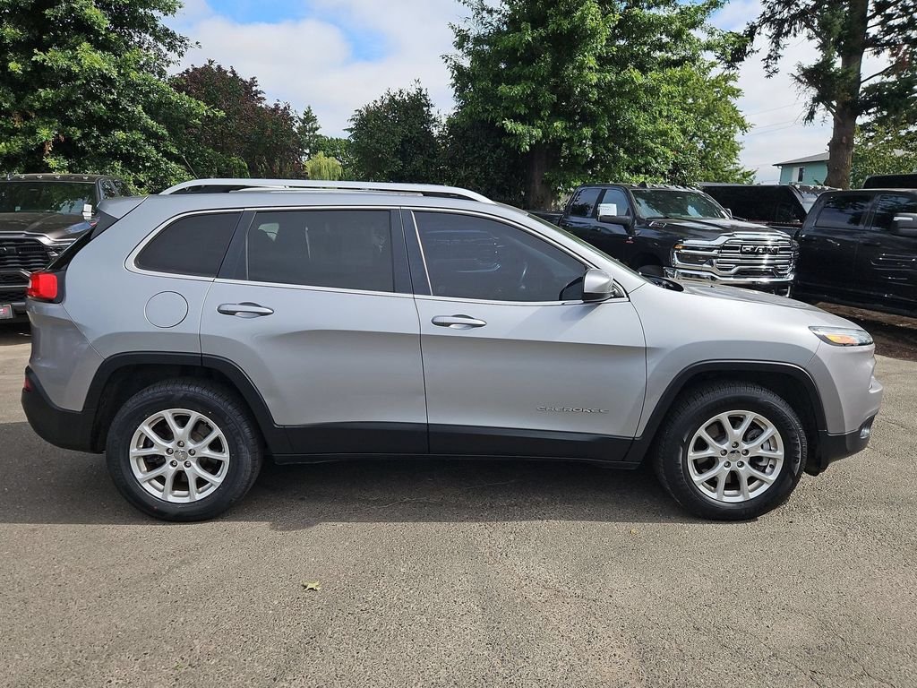 Used 2014 Billet Silver Metallic Jeep Latitude image 8