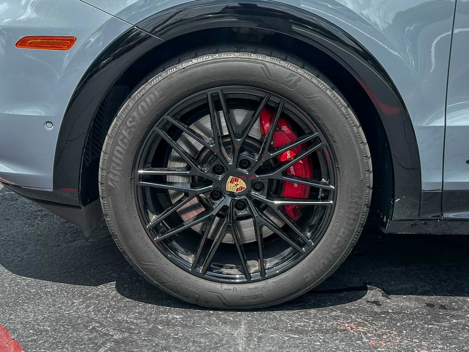 Used 2025  Porsche GTS image 7