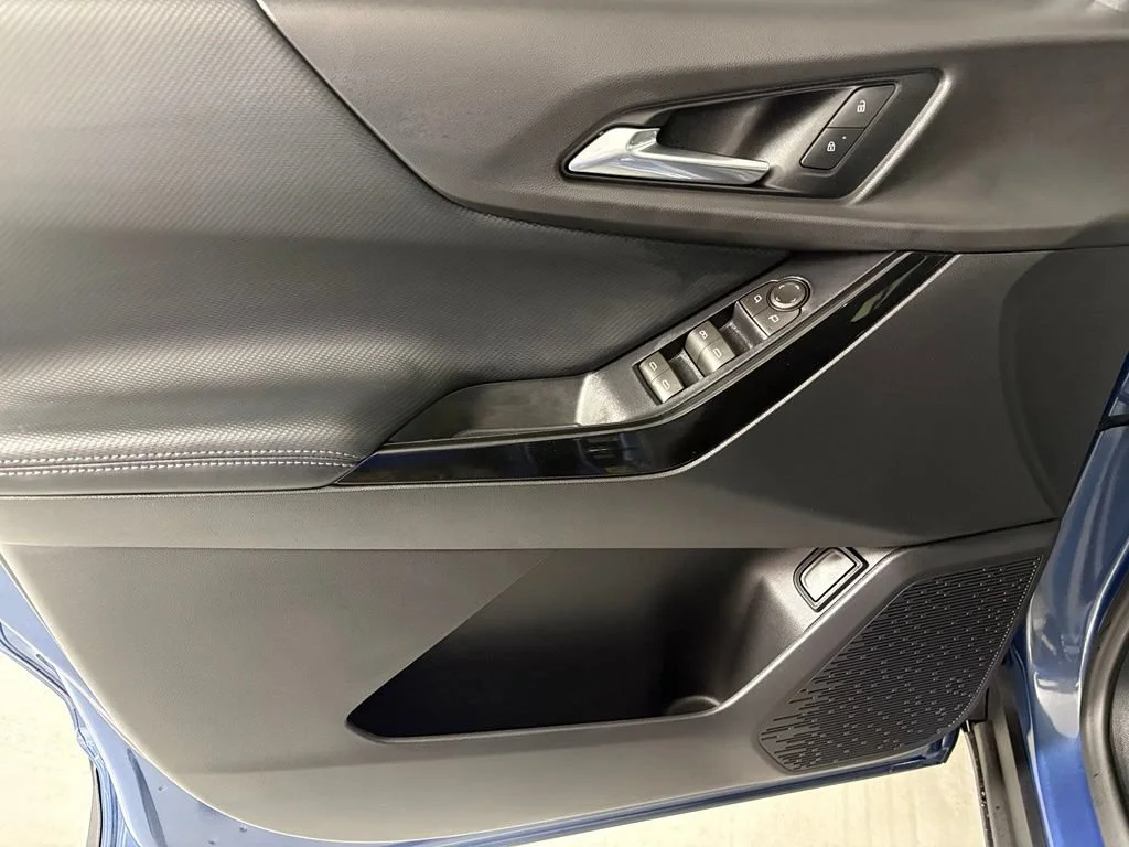 2026 Chevrolet Equinox LT - Photo 17