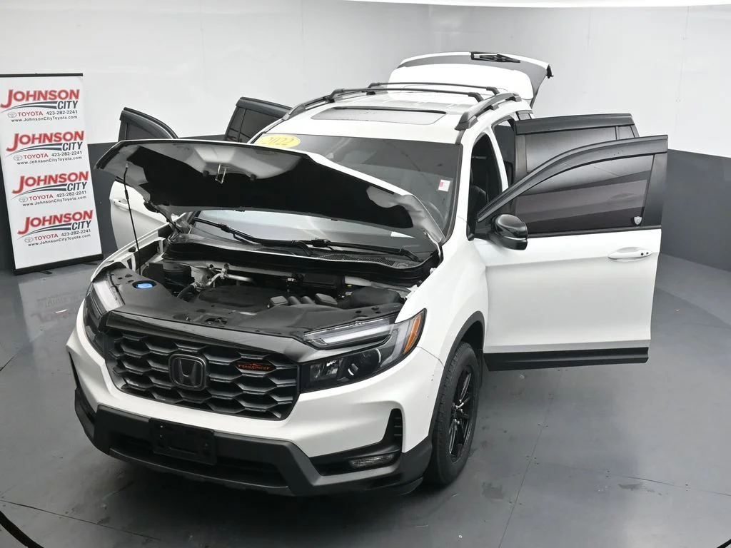 Used 2022 White Honda TrailSport image 41