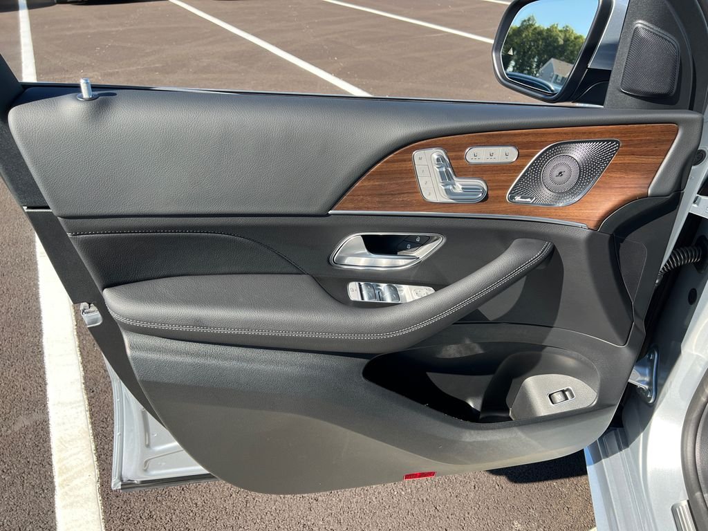 New 2026 Cirrus Silver Metallic Mercedes-Benz GLE 450 image 10