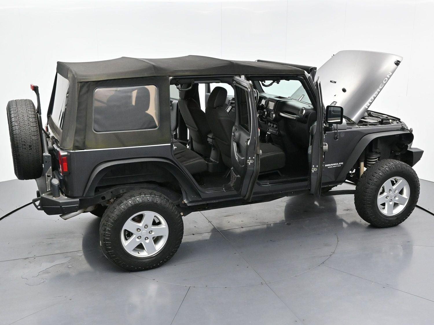 Used 2017 Granite Crystal Metallic Clearcoat Jeep Rubicon image 35