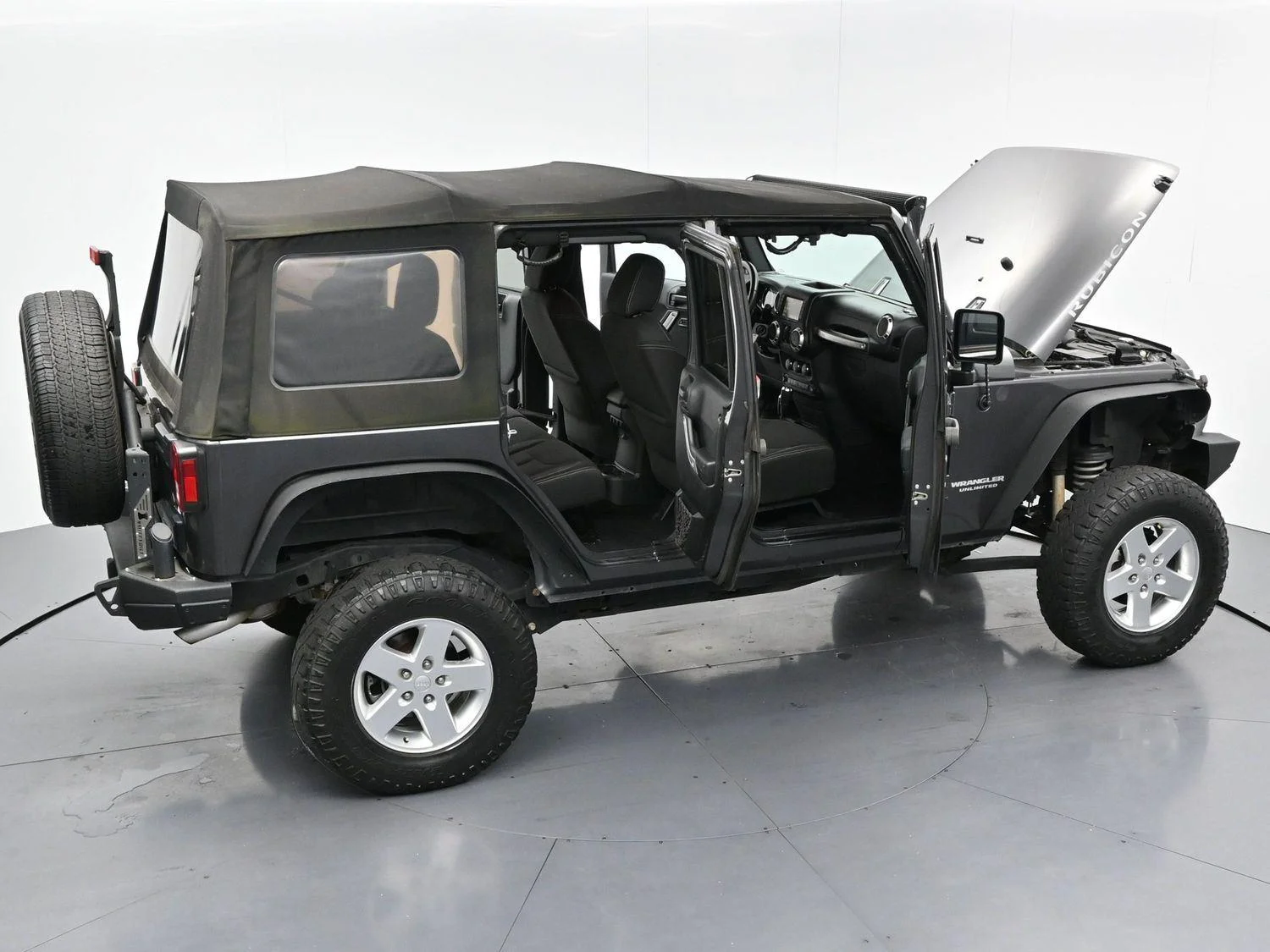 Used 2017 Granite Crystal Metallic Clearcoat Jeep Rubicon image 35