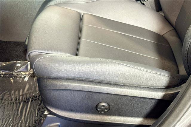 New 2026 Mountain Grey Metallic Mercedes-Benz GLB 250 image 47