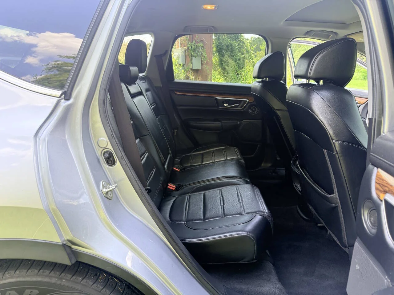 Used 2018 Silver Honda EX L 4dr SUV image 14