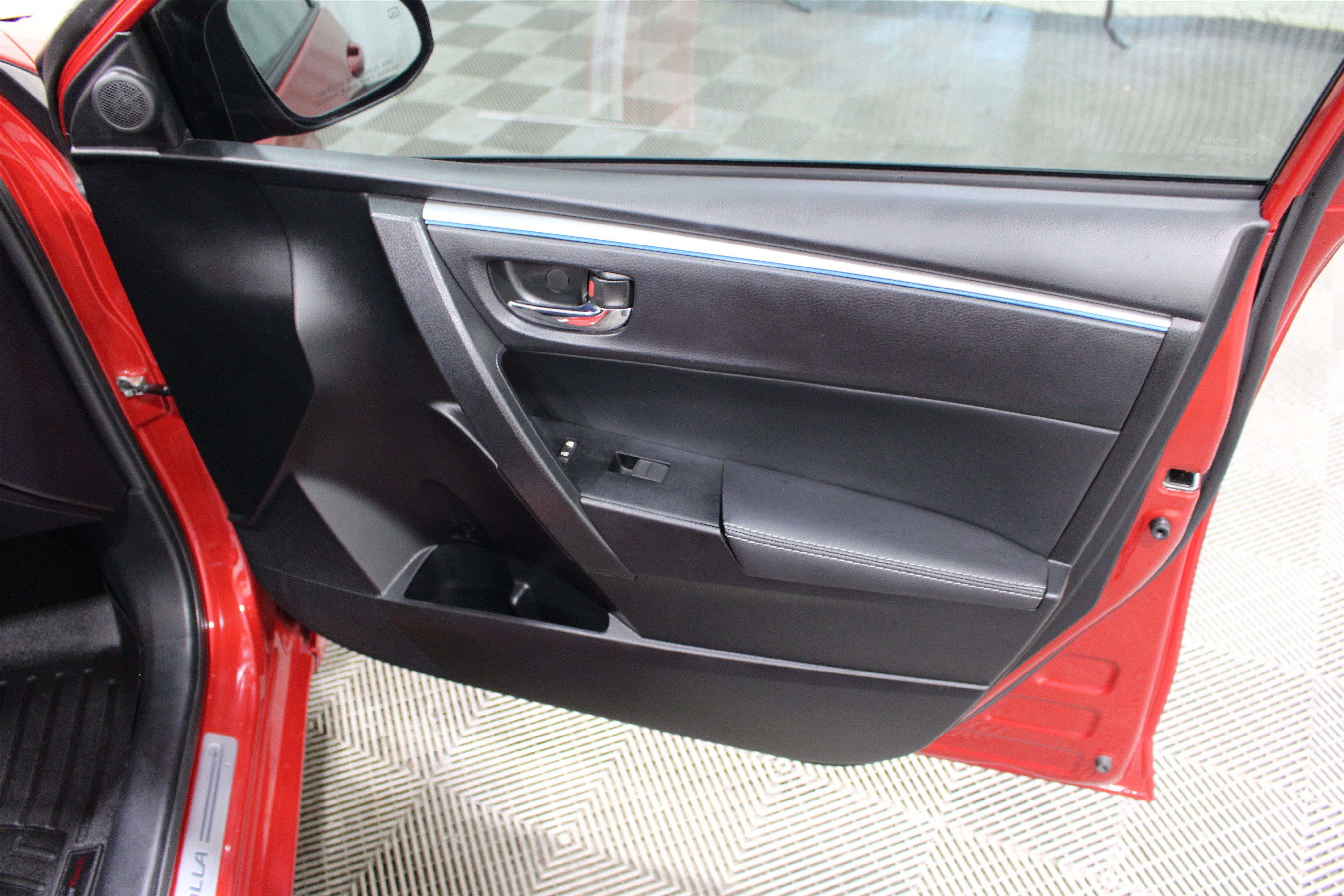 Used 2015 Red Toyota S Plus image 25