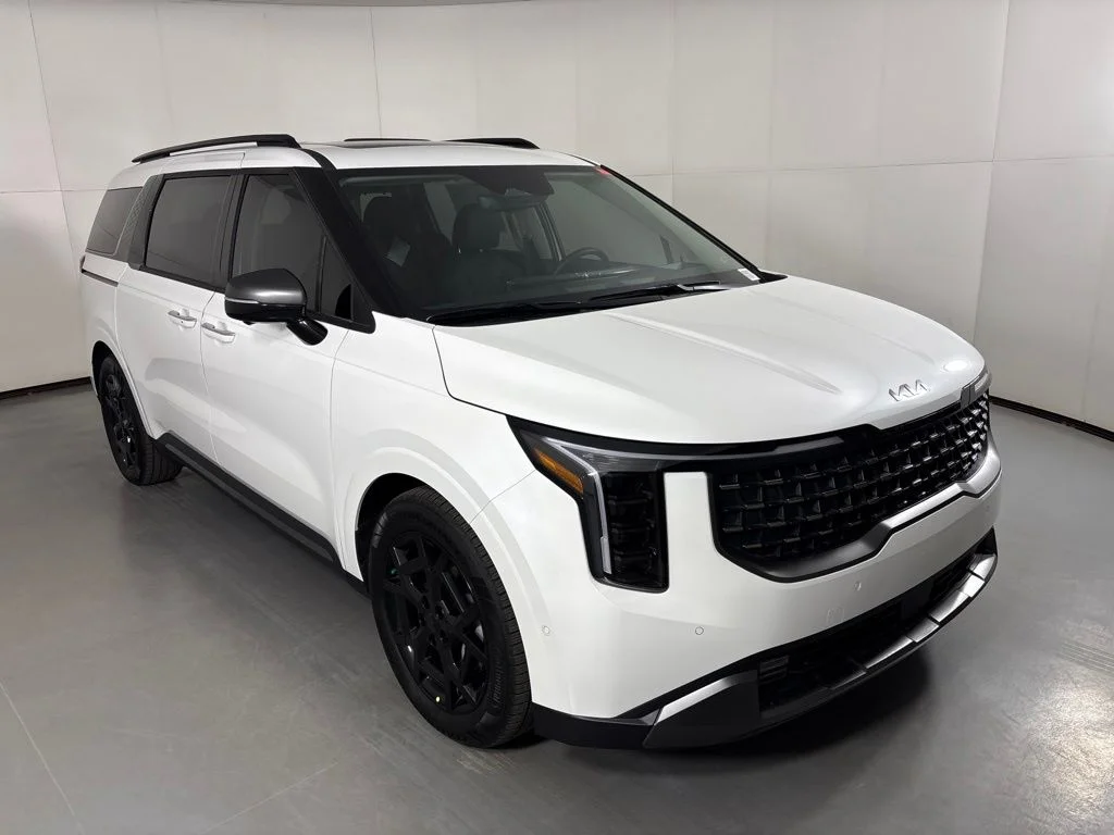 New 2026 Snow White Pearl Kia SX Prestige image 2