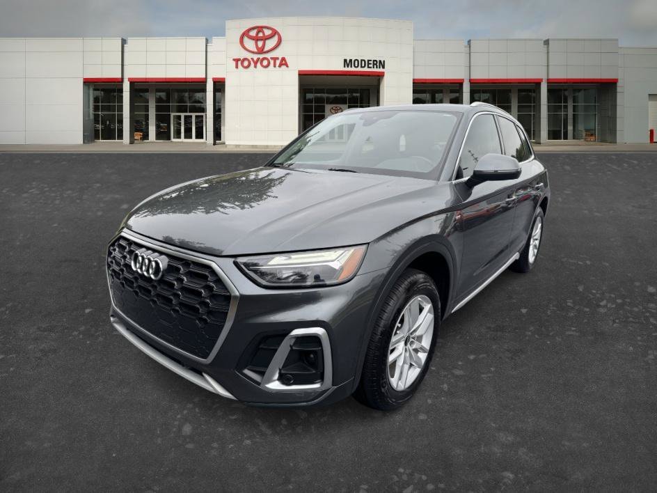 Used 2023 Daytona Gray Pearl Audi S line Premium image 1