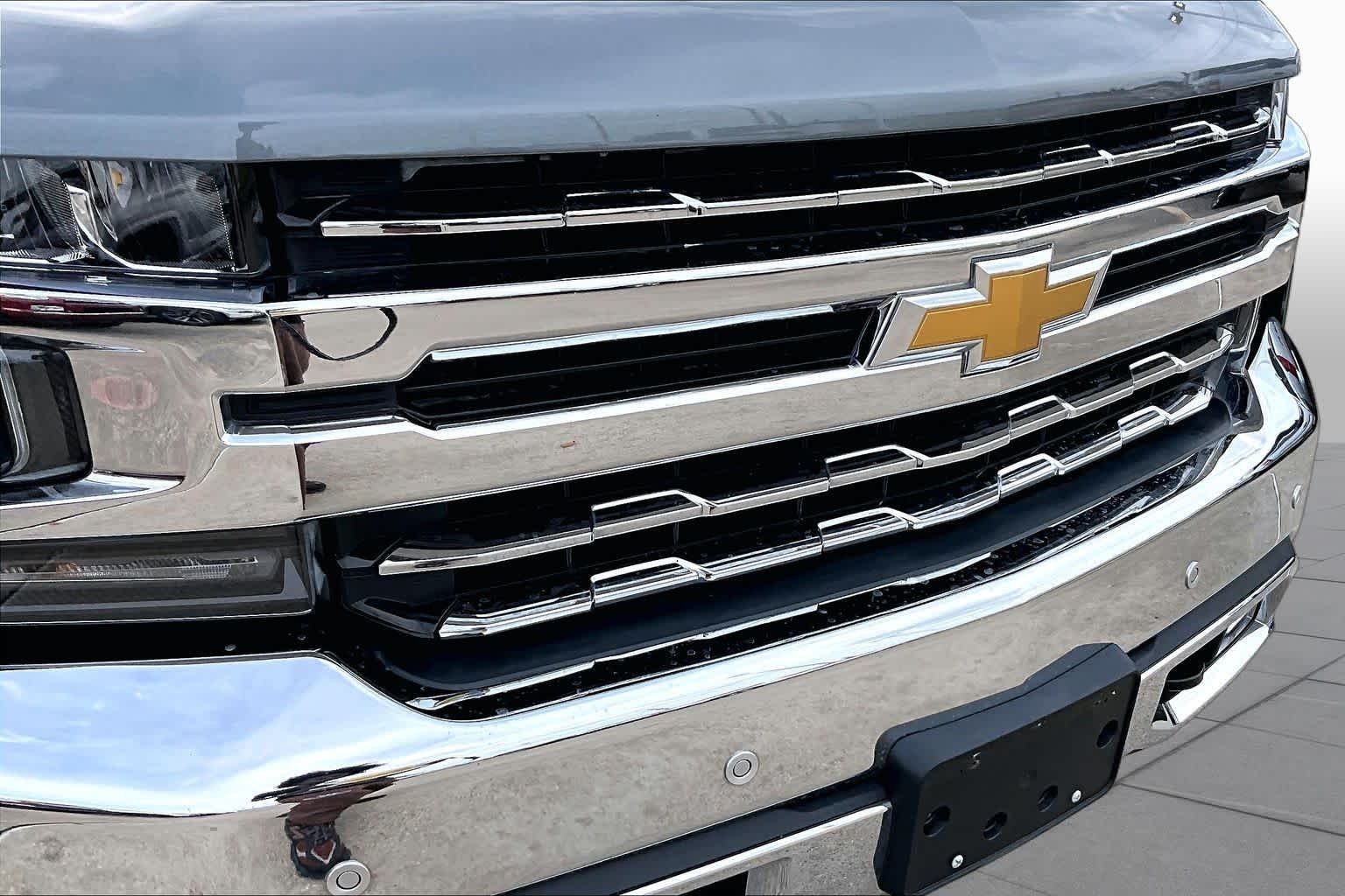 Used 2020 Satin Steel Metallic Chevrolet LTZ image 30