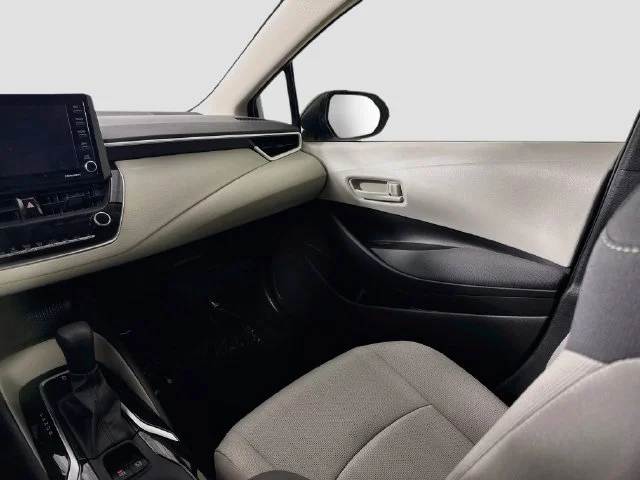 Certified Used 2022  Toyota LE image 23