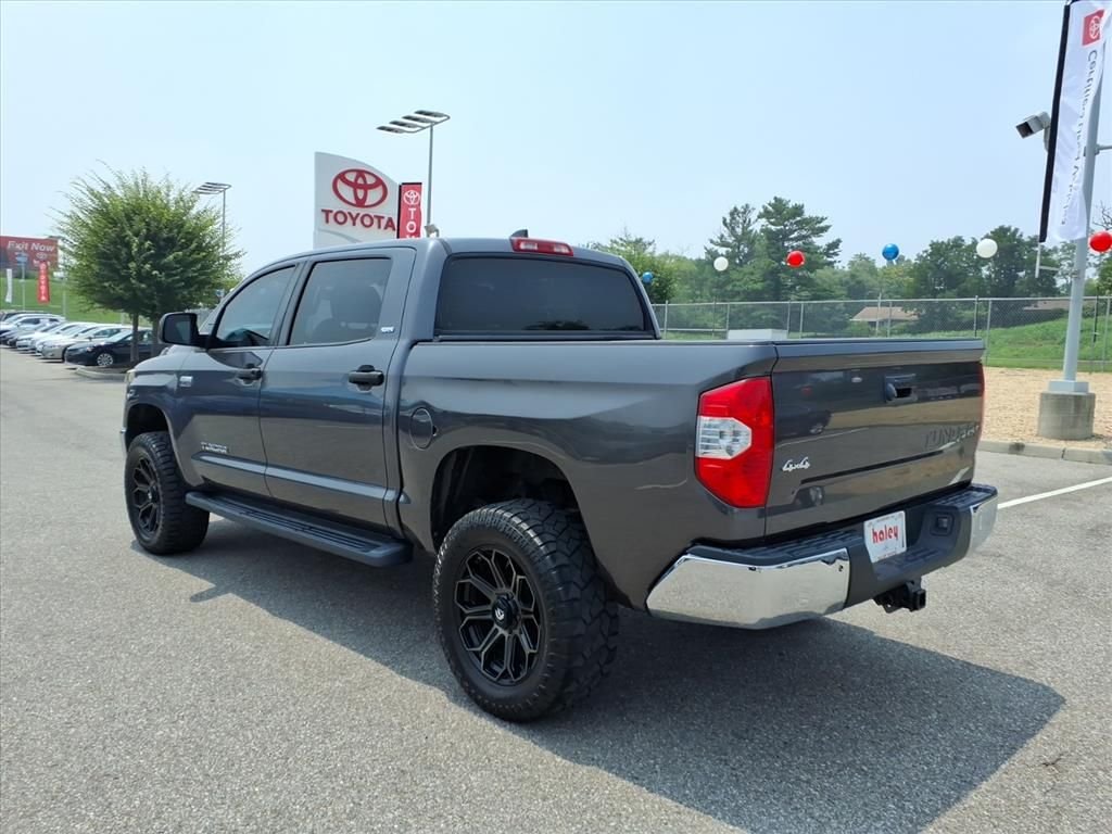 Used 2021 Gray Toyota SR5 image 7