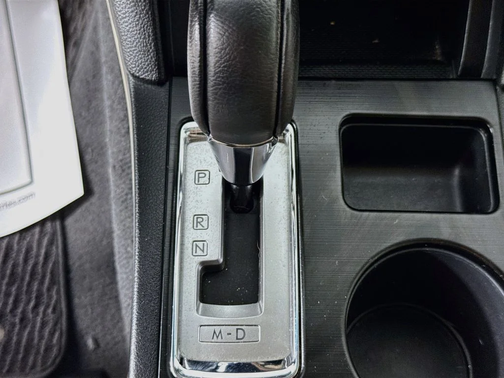 Used 2017 Lapis Blue Pearl Subaru 2.5i Premium image 19