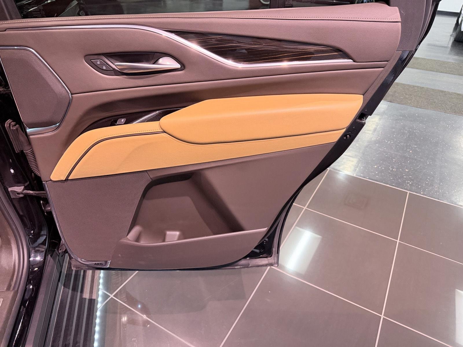 2024 Cadillac Escalade Sport - Photo 29