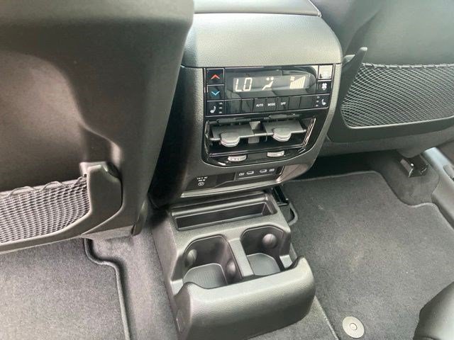 New 2026 Steel Blue Exterior Paint Jeep Limited image 26