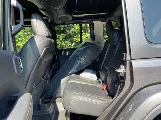 New 2027 Gray Jeep Sahara image 14