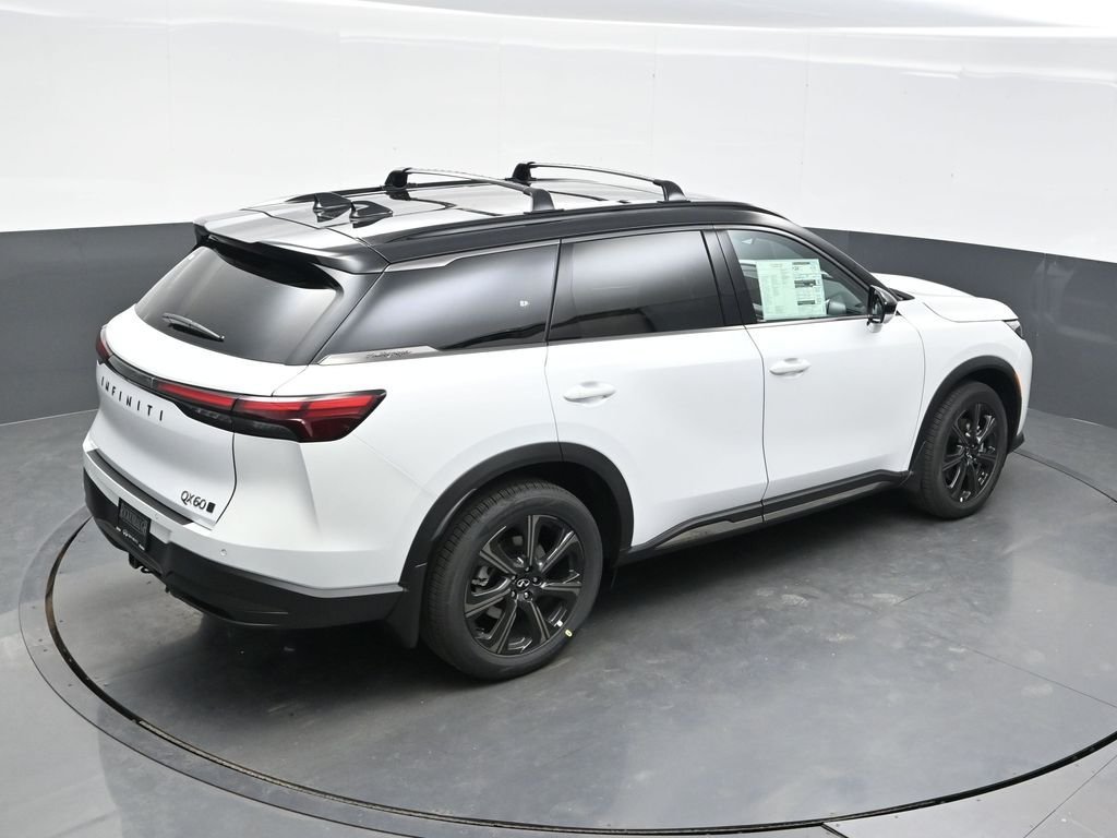 New 2027 2T RAD WHT INFINITI Autograph AWD image 45