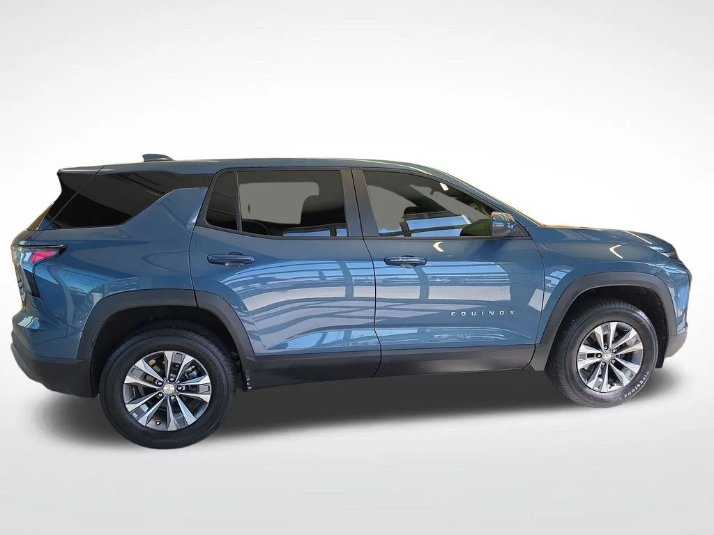 Used 2026 Blue Chevrolet LT image 7