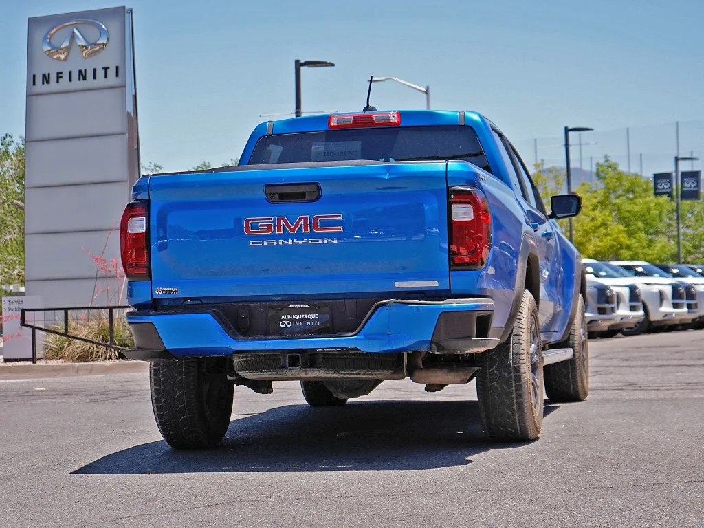 Used 2023 Dynamic Blue Metallic GMC 4WD Elevation image 10