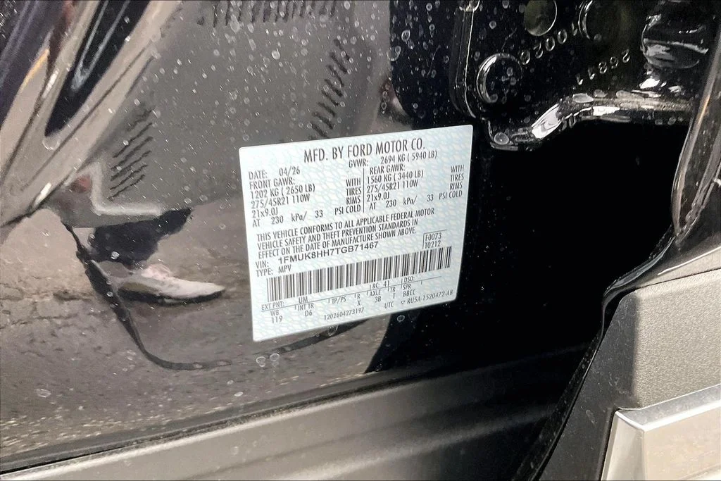 New 2026 Agate Black Metallic Ford Platinum™ image 34