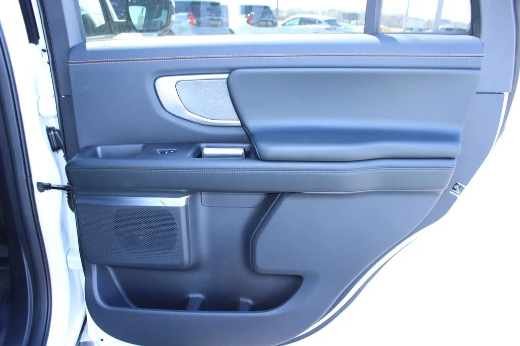New 2026 Oxford White Ford Tremor® image 20