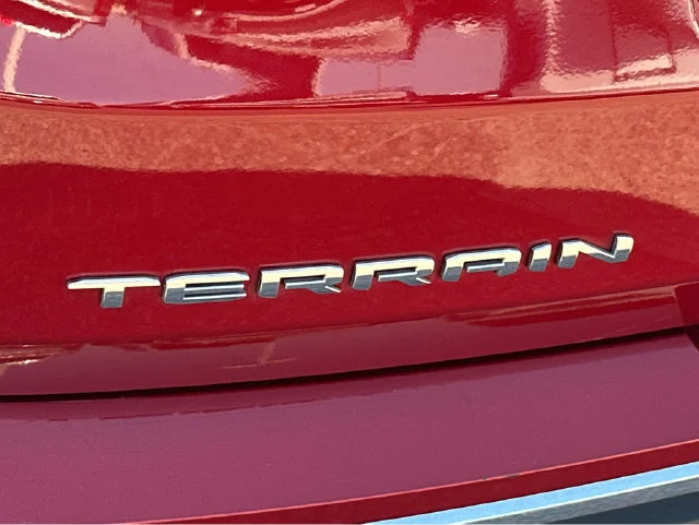 2023 GMC Terrain SLT - Photo 9