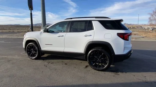 New 2026 Summit White GMC Elevation image 6