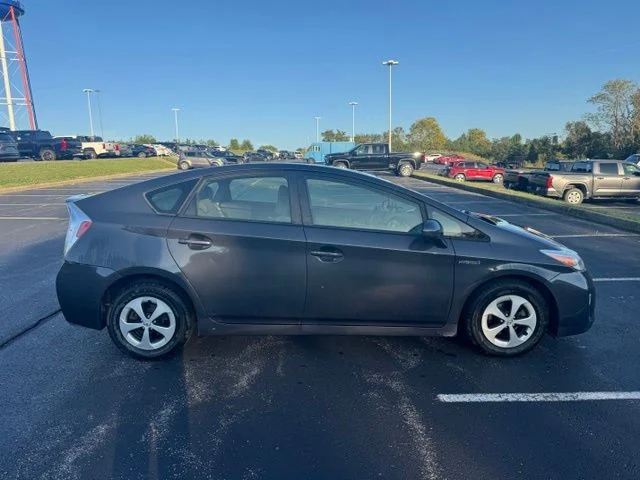 Used 2015 Gray Toyota Two image 2