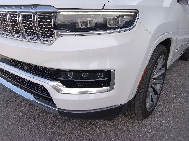 Certified Used 2022 White Jeep Series II image 9