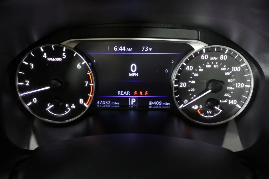 Used 2025 Red Nissan 2.5 SV image 22