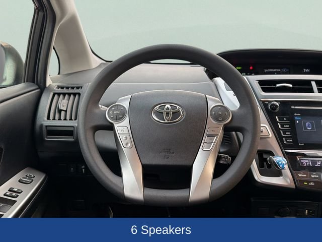 Used 2017 Silver Toyota Three image 9