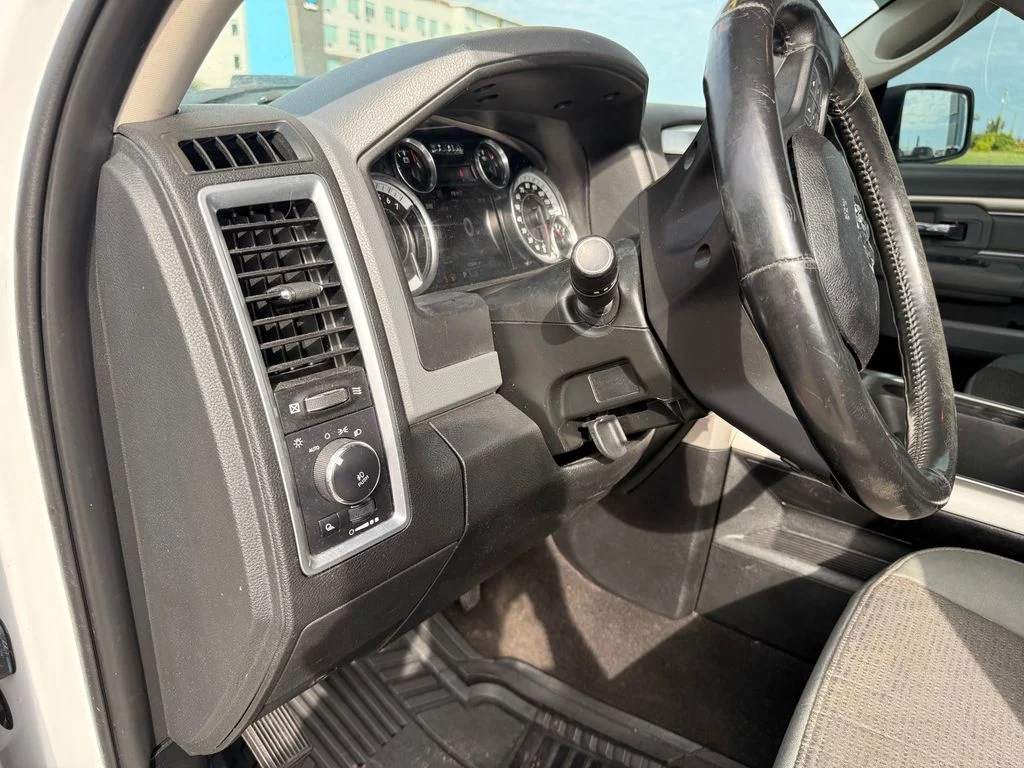 Used 2017 Bright White Clearcoat RAM Big Horn image 14