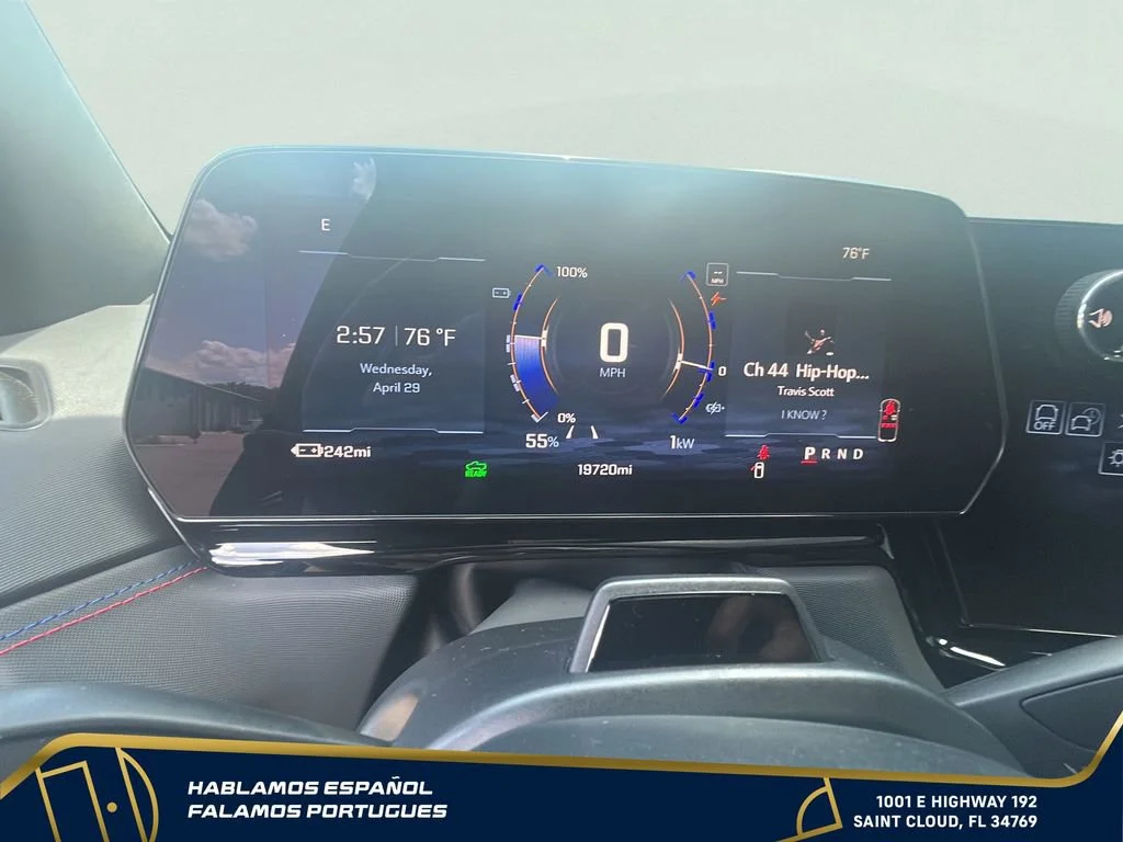 Used 2025 Black Chevrolet RST - Max Range image 18