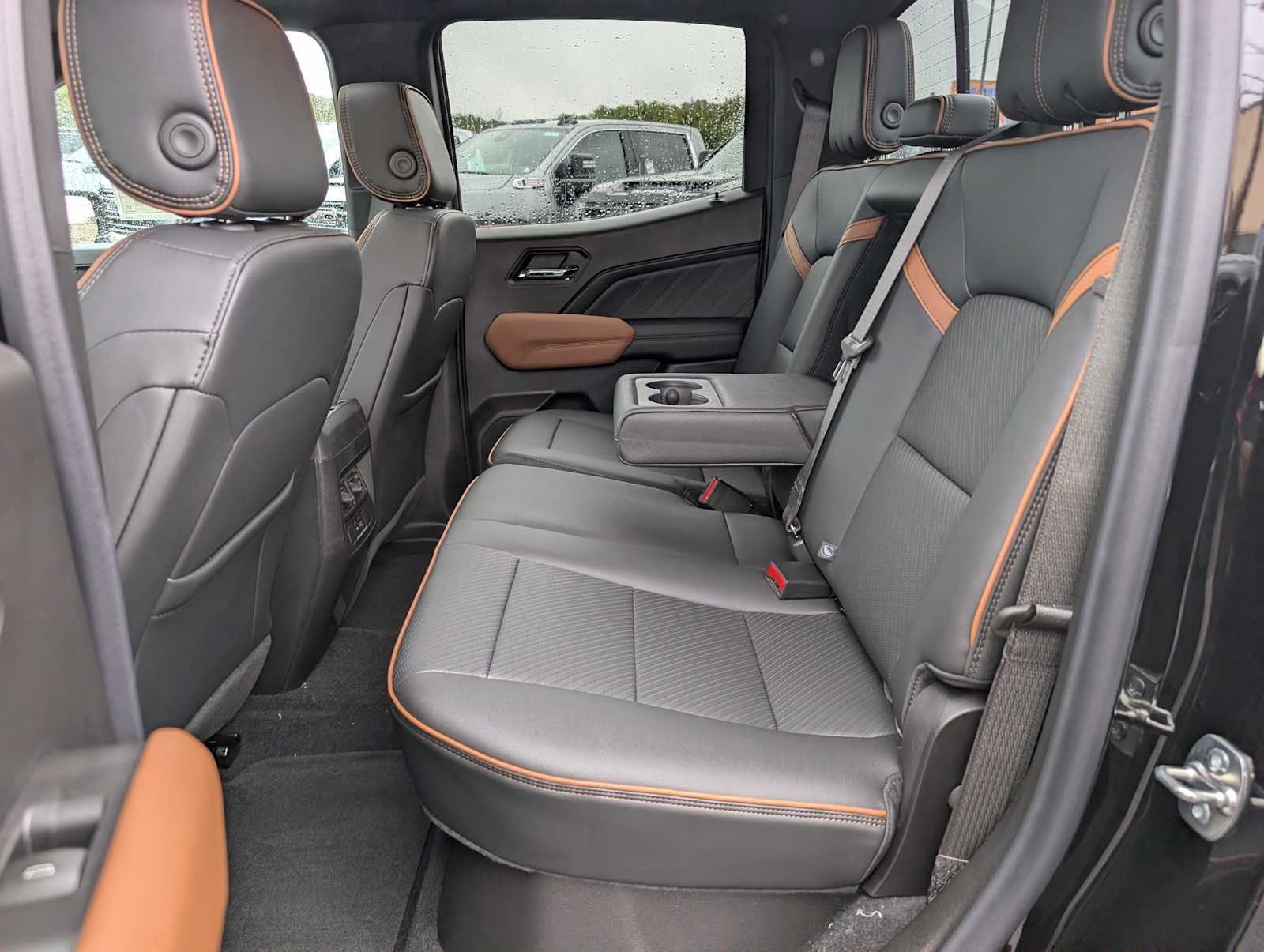 2026 GMC Canyon AT4 - Photo 20