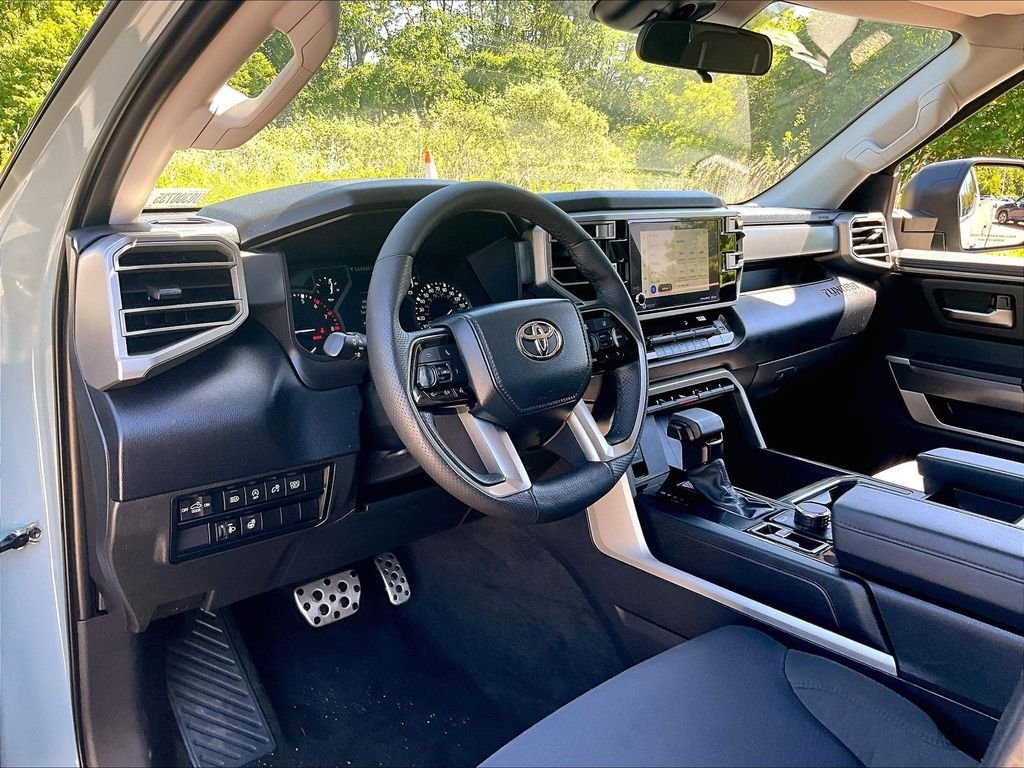 Certified Used 2023  Toyota SR5 image 8