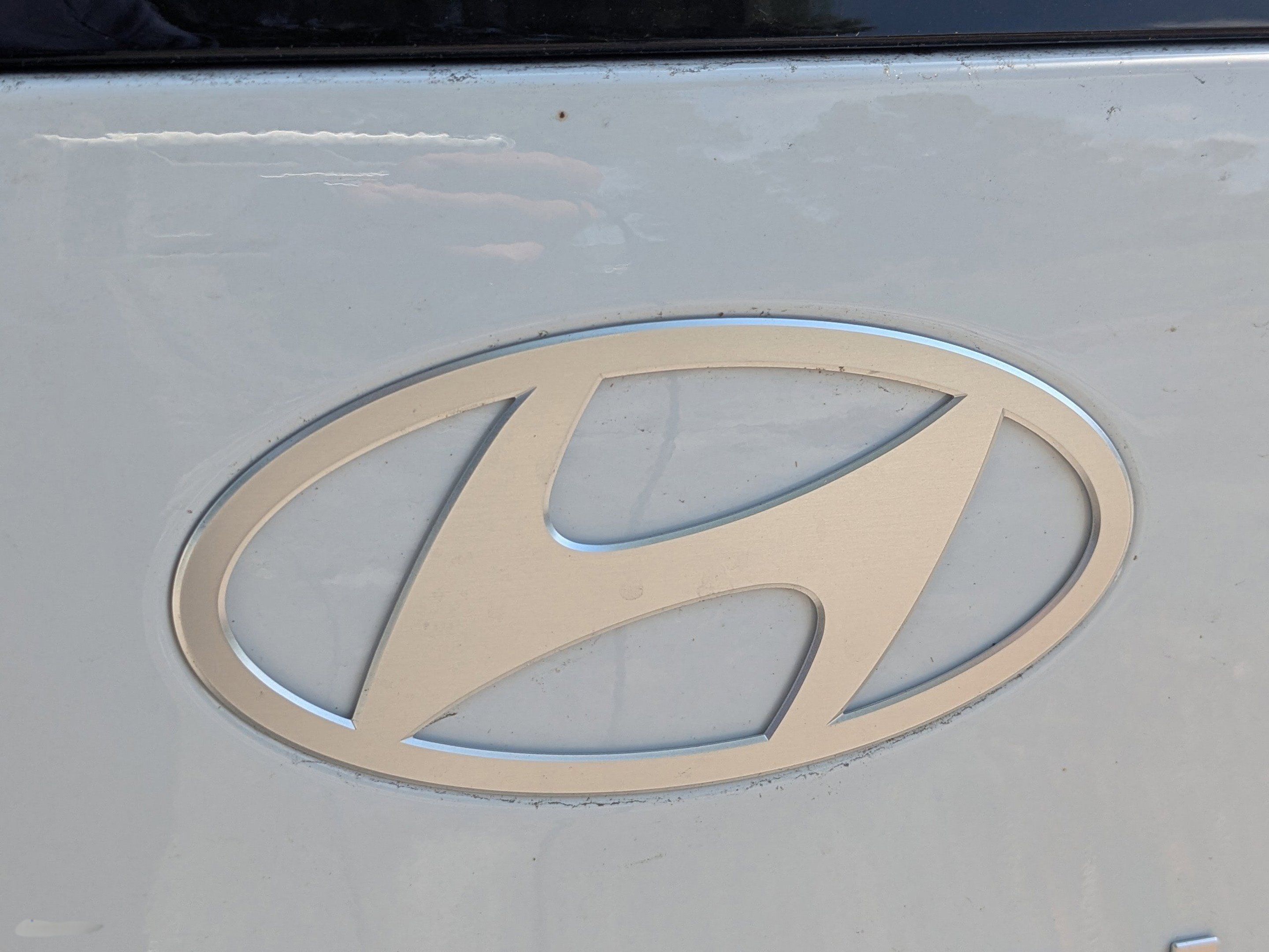 New 2026 Atlas White Hyundai SEL Premium FWD image 13