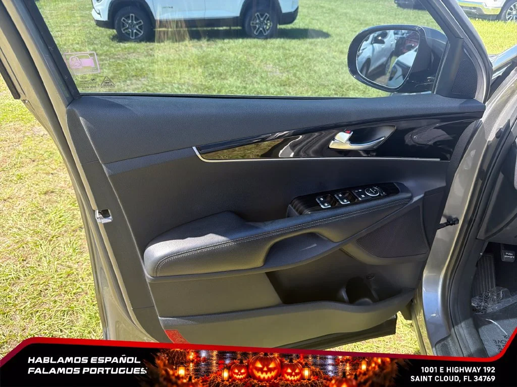 Used 2019 Gray Kia 2.4L LX image 12