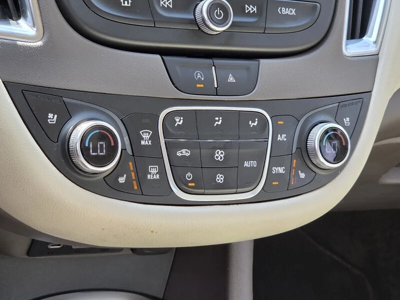 Used 2024 Mineral Gray Metallic CHEVROLET LT image 24