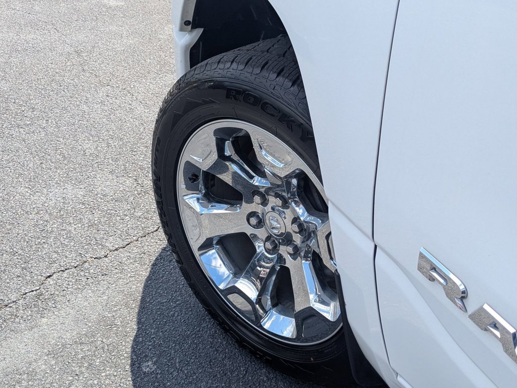 Used 2022 Bright White Clearcoat Ram Big Horn image 9