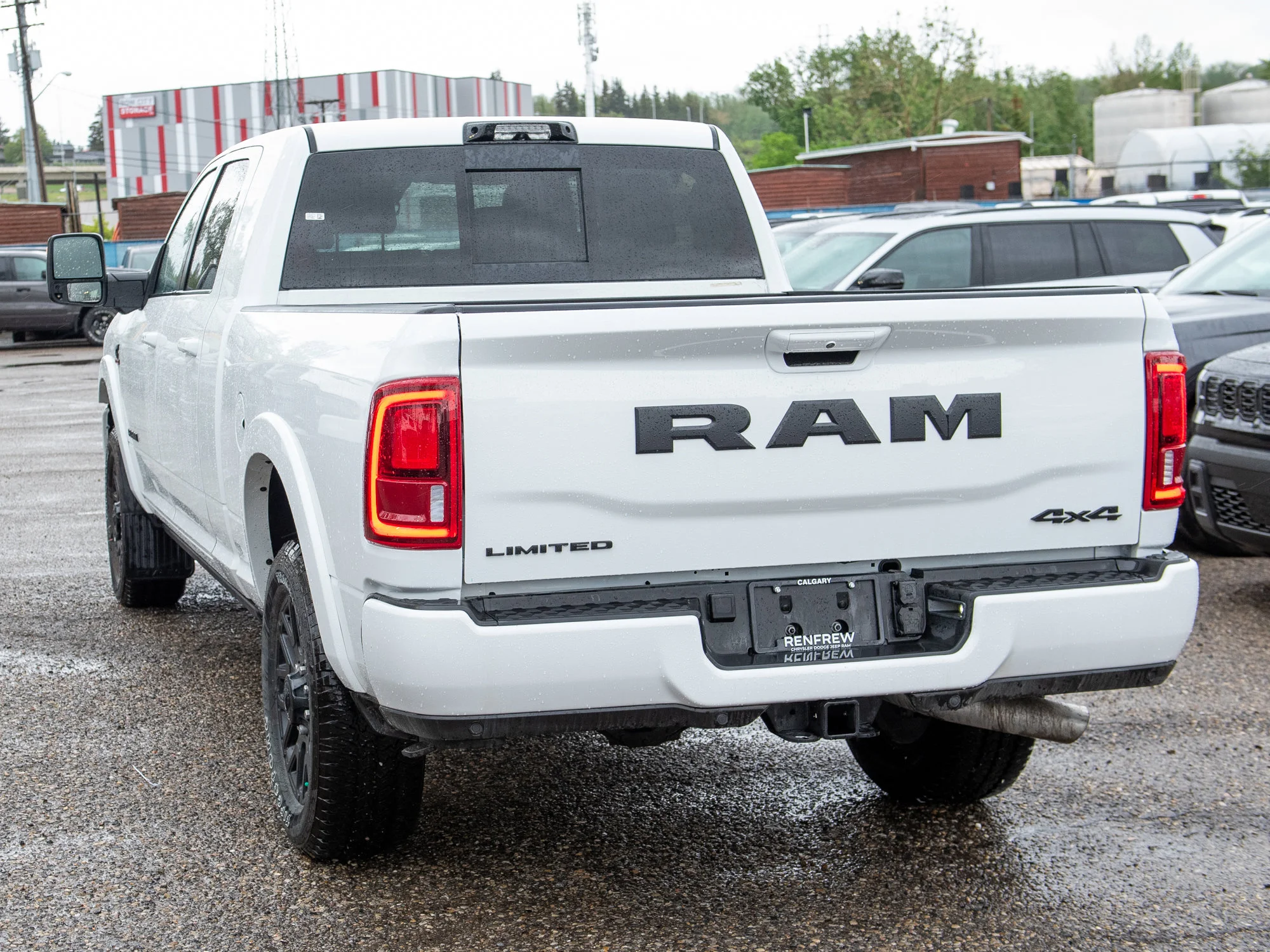 New 2026 White RAM Limited* image 4