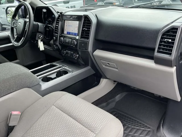 Used 2019 Silver Ford XLT image 22
