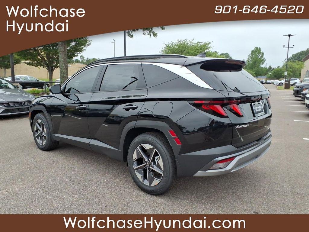 New 2026 Black Hyundai SEL FWD image 3