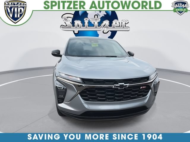 2026 Chevrolet Trax 1RS Gray at Solomon Chevrolet