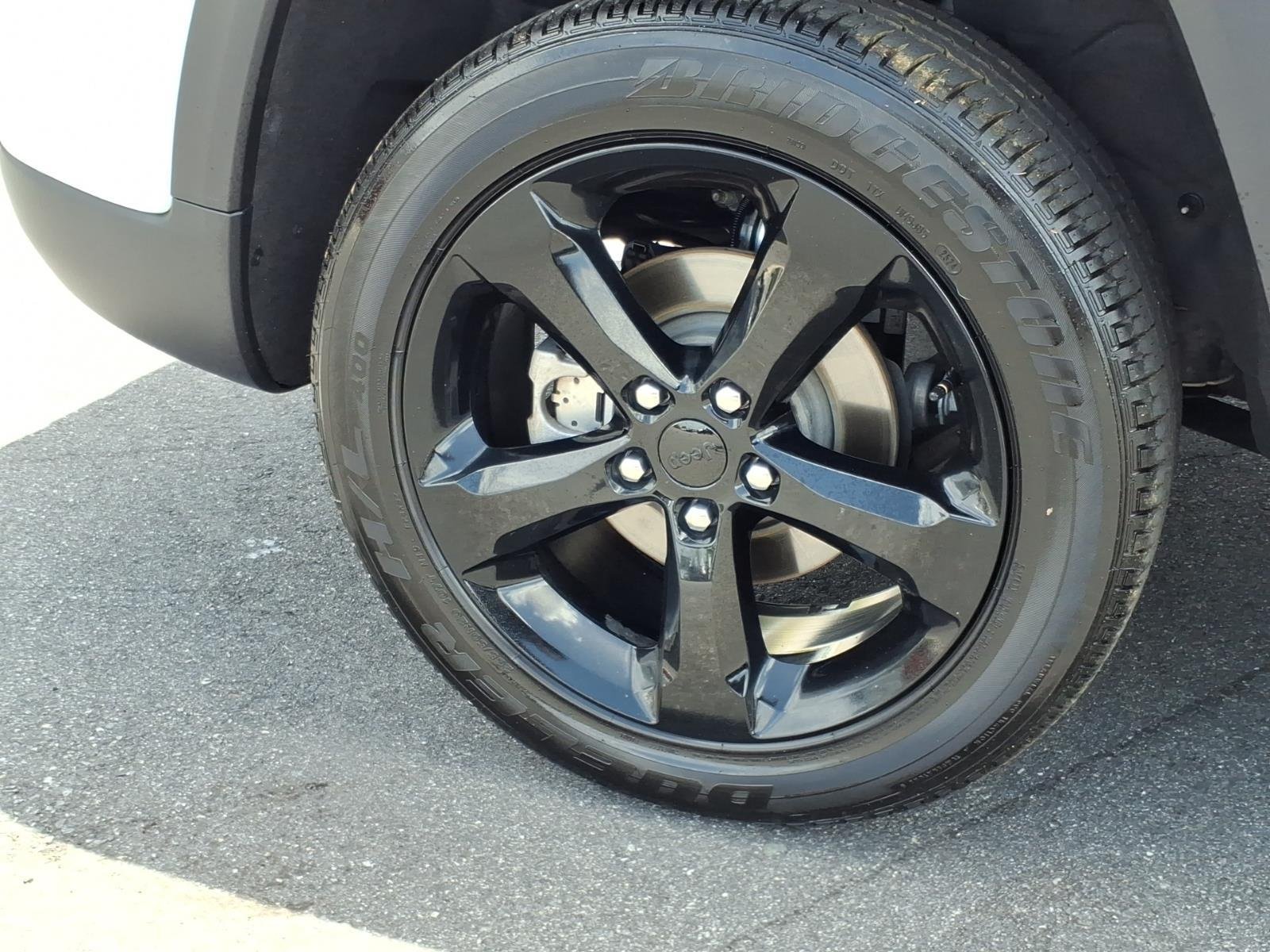 Used 2024 Bright White Clearcoat Jeep Altitude X image 11