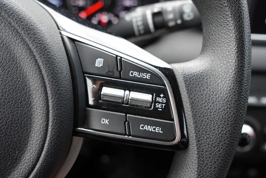 Certified Used 2020 Pacific Blue Kia LX image 27