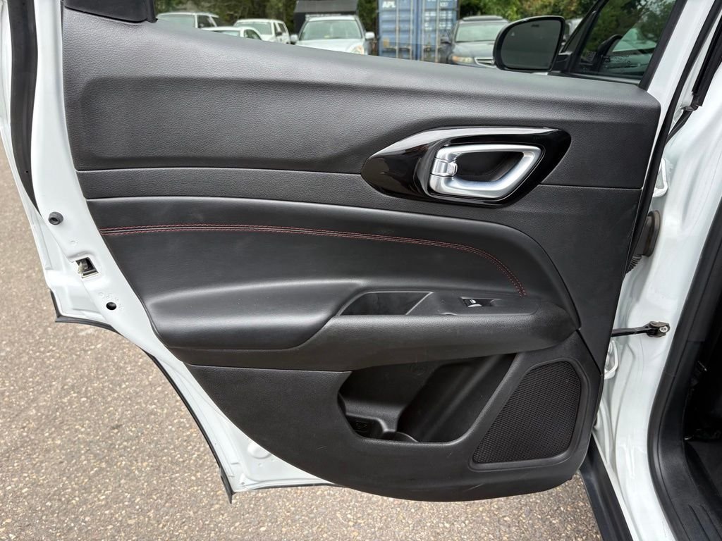 Used 2024 White Jeep Trailhawk image 12