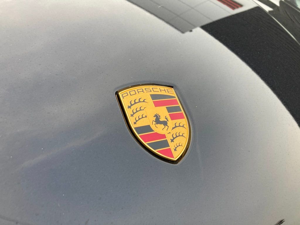 2026 Porsche Macan T - Photo 33