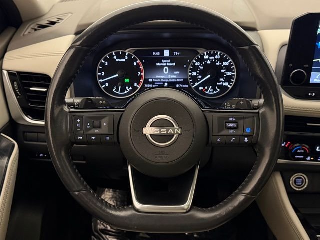 Used 2023 Super Black Nissan SL image 31