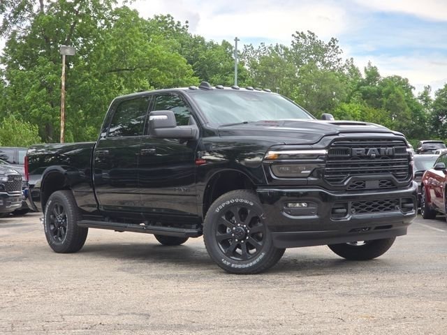 New 2026 Diamond Black Crystal Pearl-Coat Exterior Paint RAM Laramie image 2