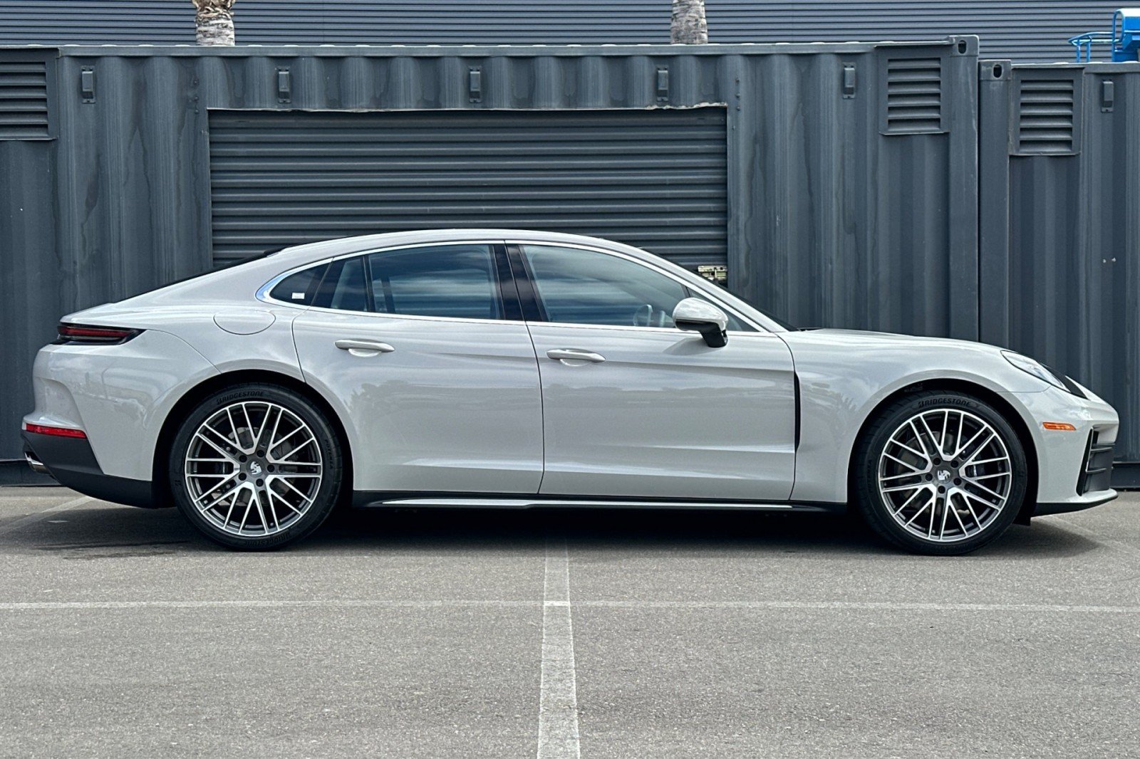 New 2026 Chalk Porsche  image 9